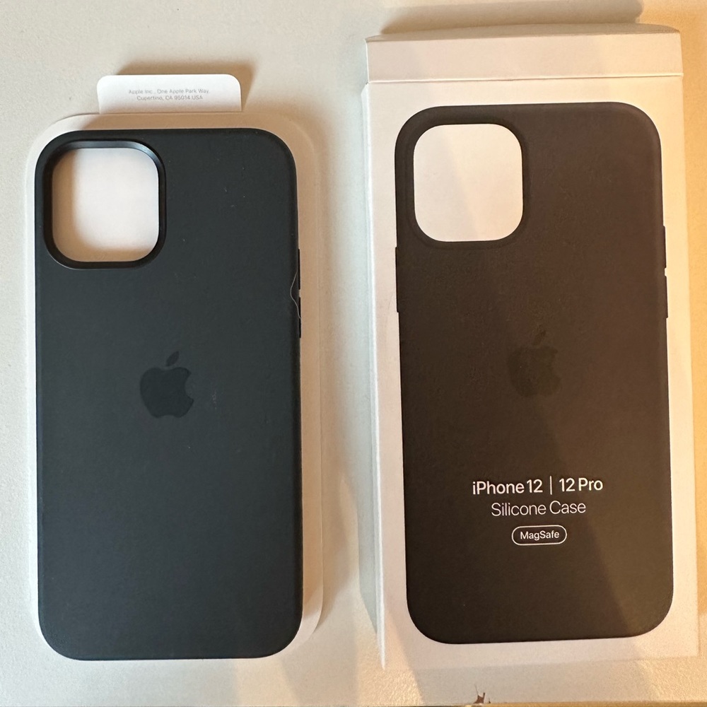 Brand New iPhone 12/ 12 Pro Black Silicone Case.